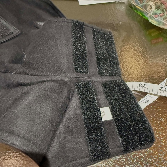 SCARF/NECK WARMER, LEATHER WITH SOFT FLEECE INSIDE, VELCRO CLOSURES, - Picture 5 of 10